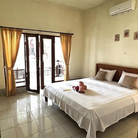 Bias Bungalows Gili Air Exteriör bild