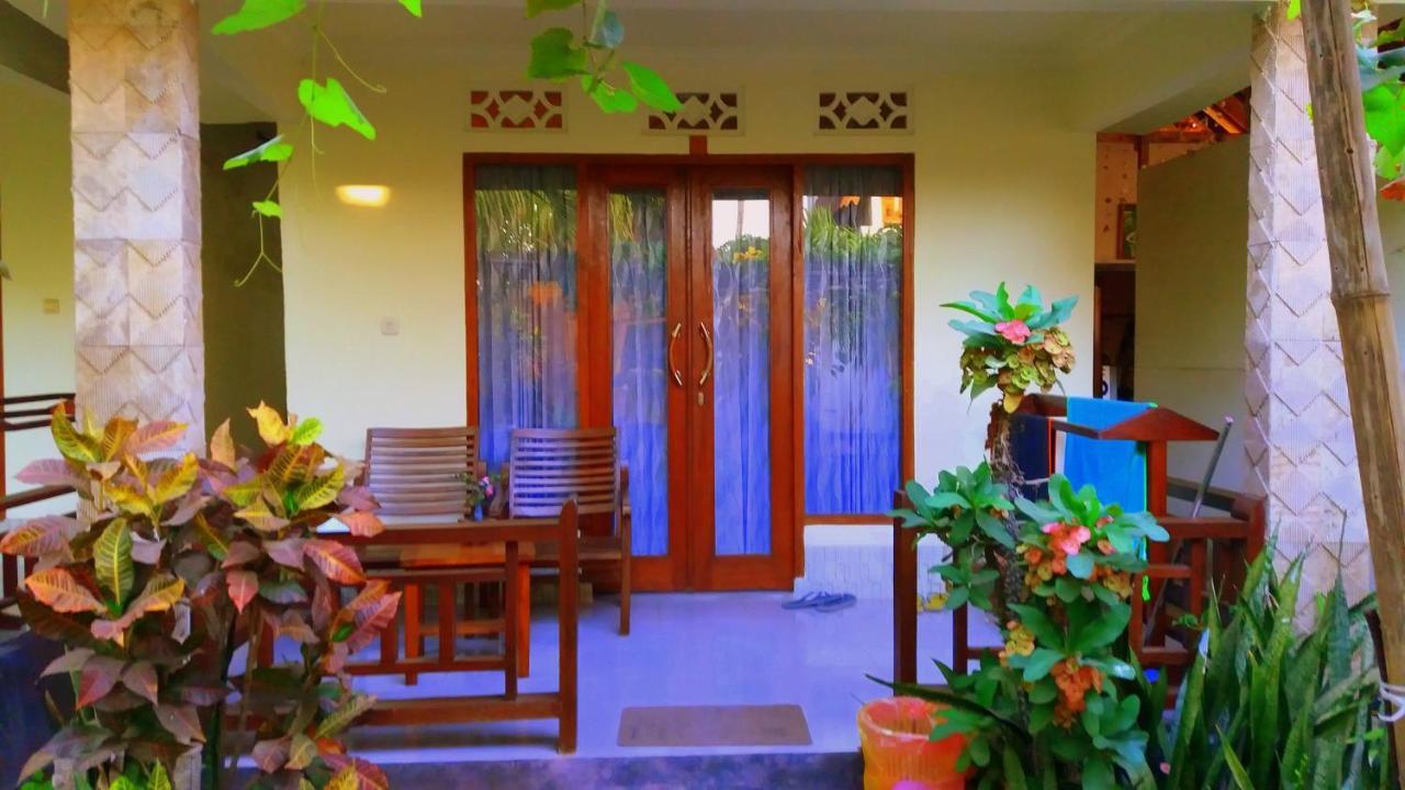 Bias Bungalows Gili Air Exteriör bild